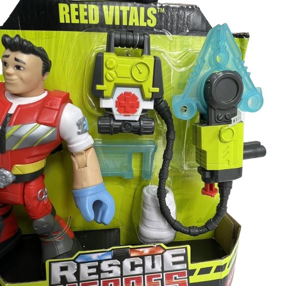 Rescue Heroes Reed Vitals Medical Rescue Cadet With Backpack Fisher Price New - Picture 4 of 12
